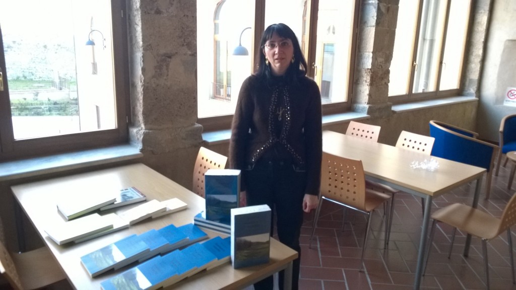 Sandra-Poli-febb2015-libro "quartiere la macchia"